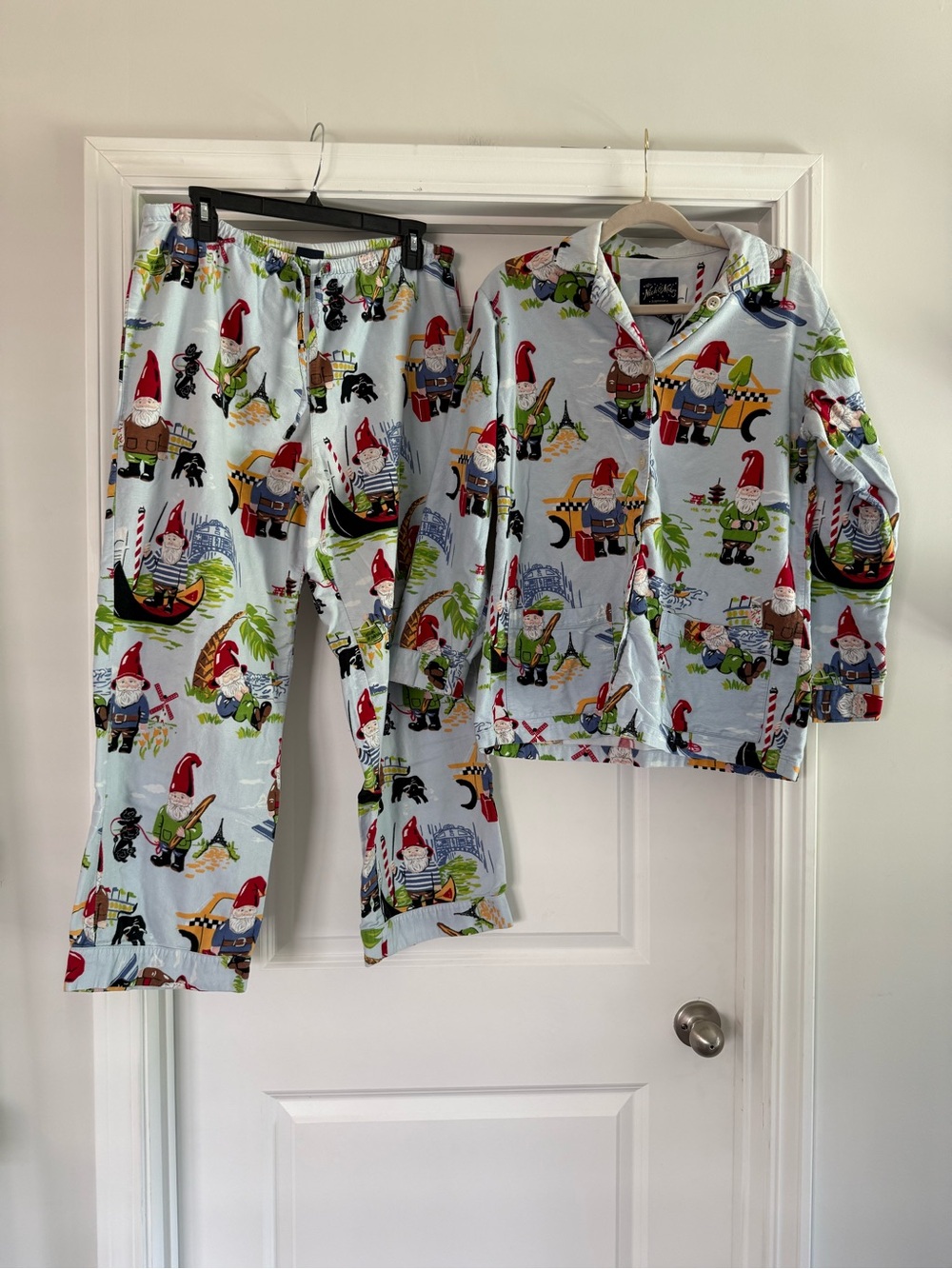 Nick & Nora Sleepwear Gnome World Traveler Garden Gnome Pajamas Size Medium